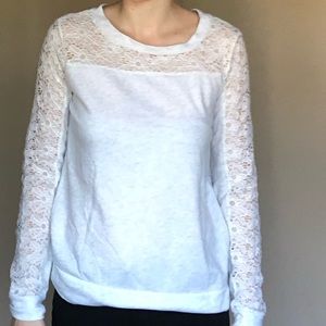 Lace Longsleeve shirt